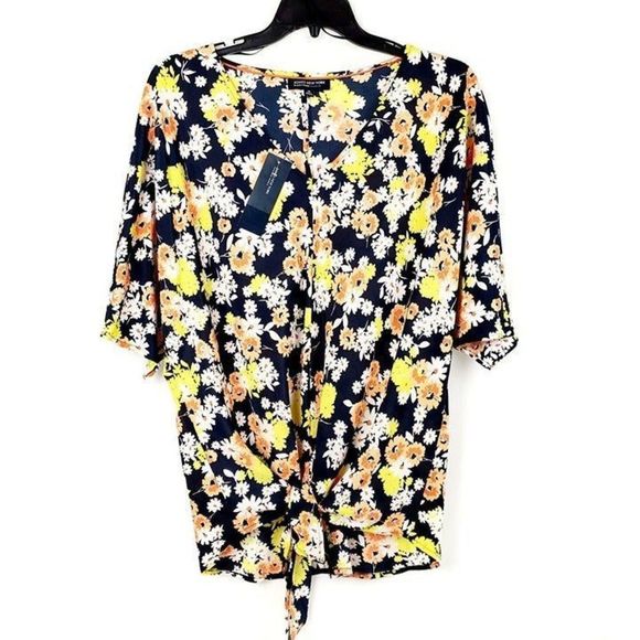 Tops - Jones New York Navy Floral 1 1X tie front Blouse EUC